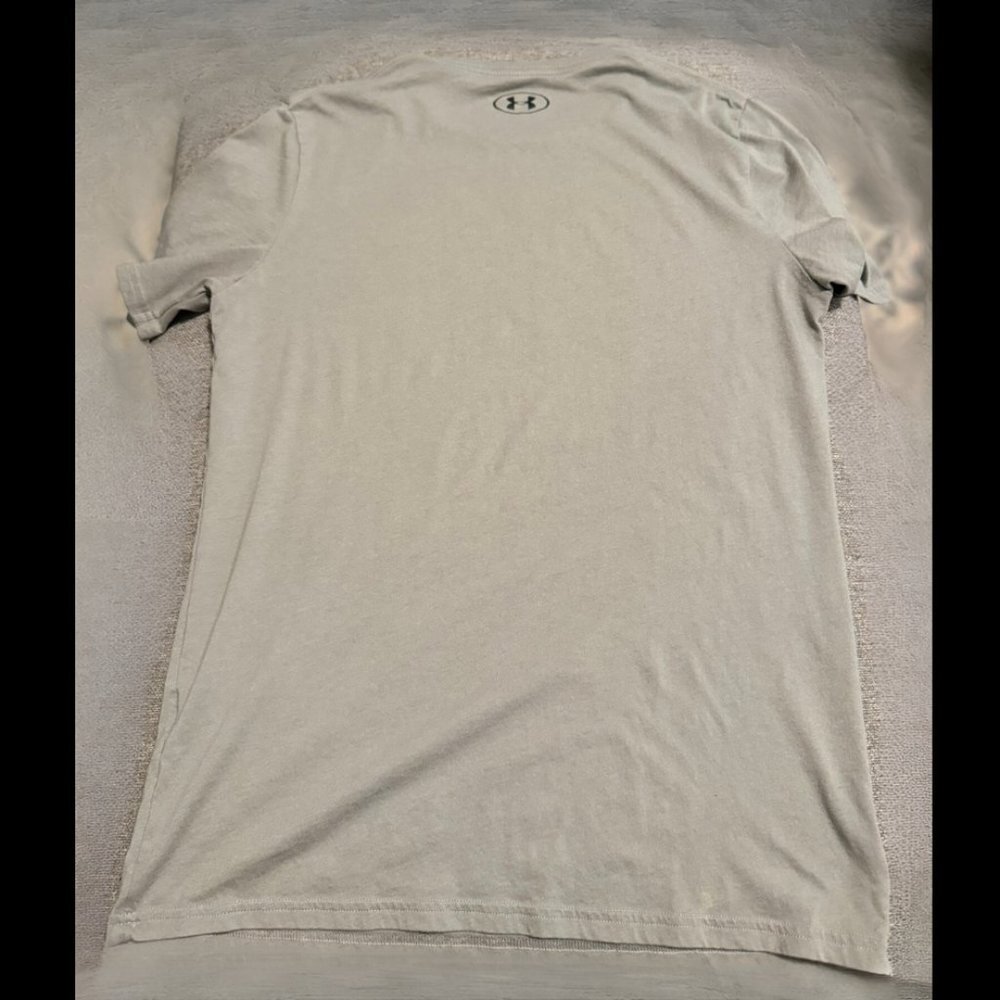 Under Armour HeatGear Athletic T-shirt Gray (Medium) - Picture 3 of 5